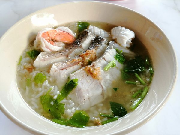 วิธีทำข้าวต้มปลา น้ำจิ้มข้าวต้มปลา (3)